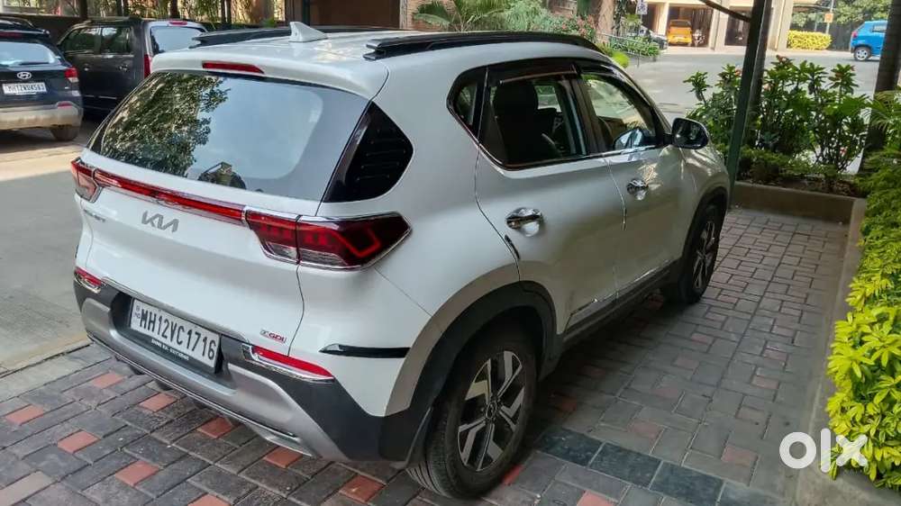 Kia Sonet 2023  Imt Semi-automatic  13,000 Km Only
