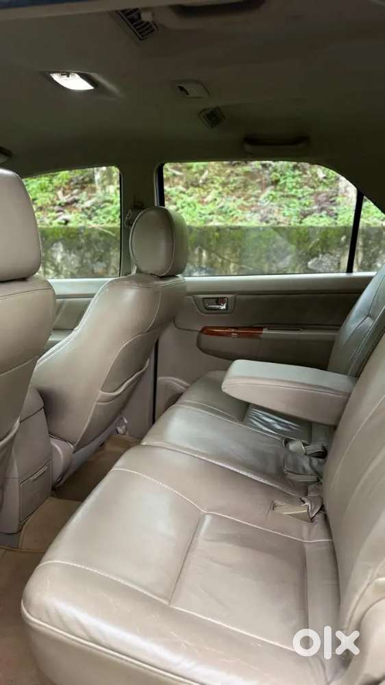 Toyota Fortuner 2010 Diesel