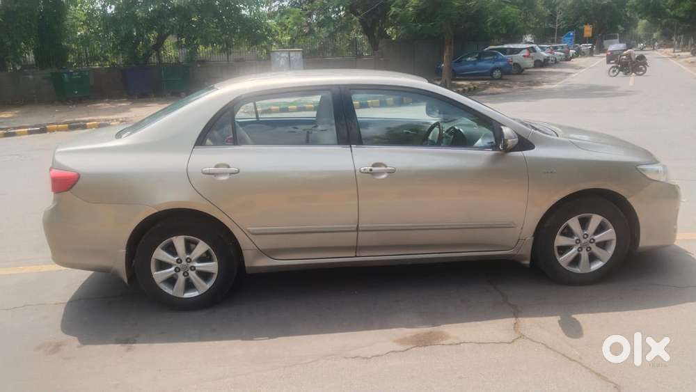 Toyota Corolla Altis Vl, 2012, Petrol