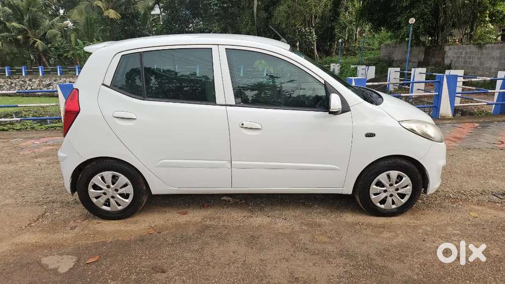 Hyundai I10 Sportz 2011 Car