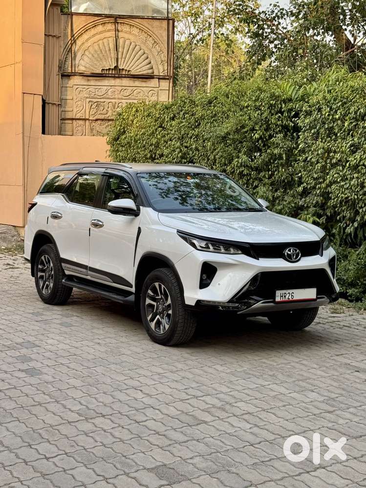 Toyota Fortuner Legender 4x2 At 2.8, 2024, Diesel