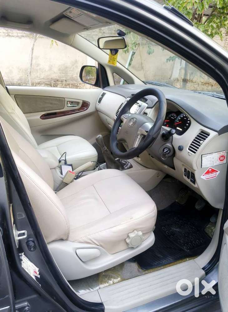 Toyota Innova 2.5 Vx 8 Str, 2012, Diesel