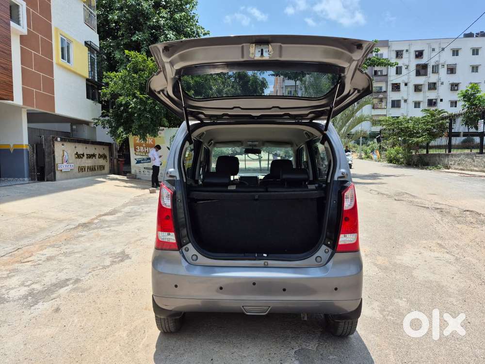 Maruti Suzuki Wagon R Vxi Mt 1.0l, 2018, Cng & Hybrids