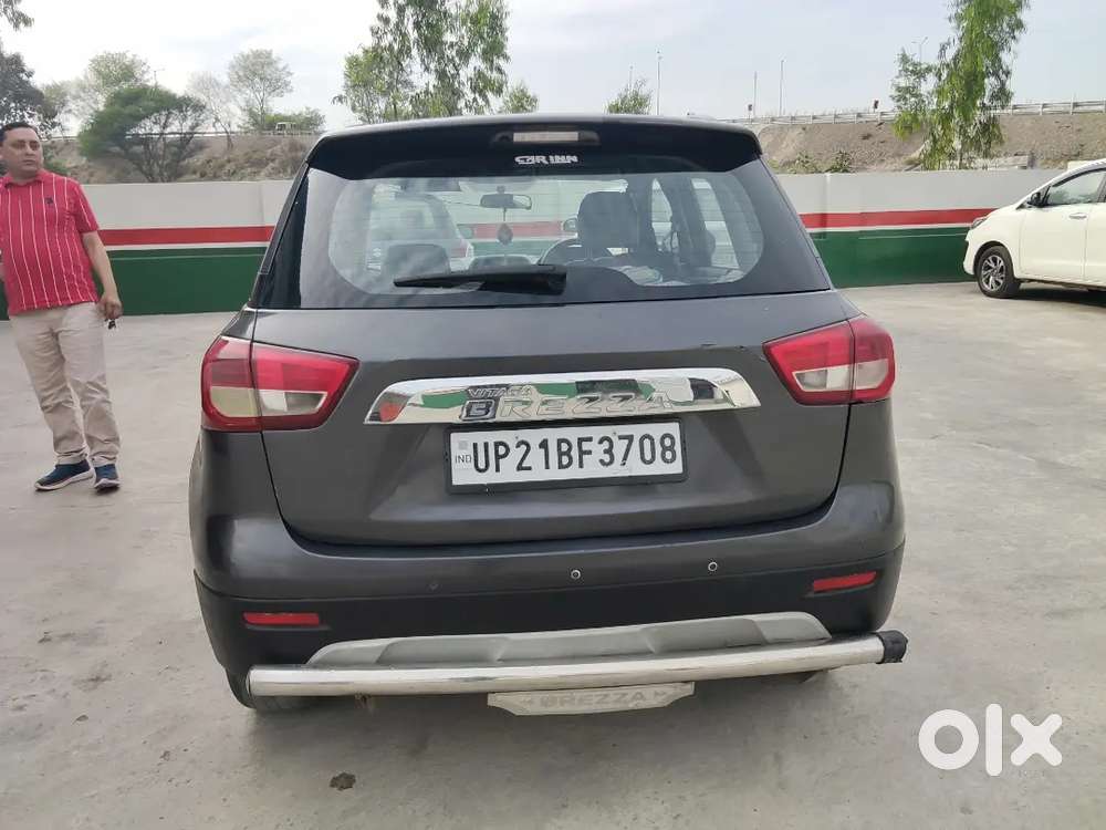 Maruti Suzuki Brezza 2016 Diesel Well Maintained