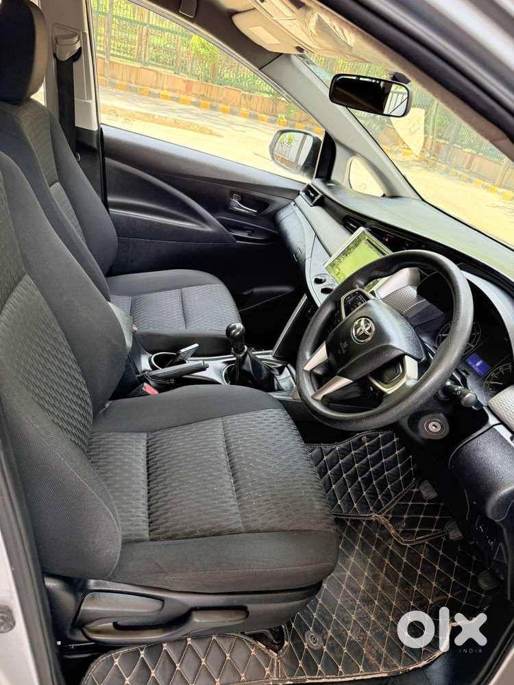 Toyota Innova Crysta 2.4 G Mt 7 Str, 2019, Diesel