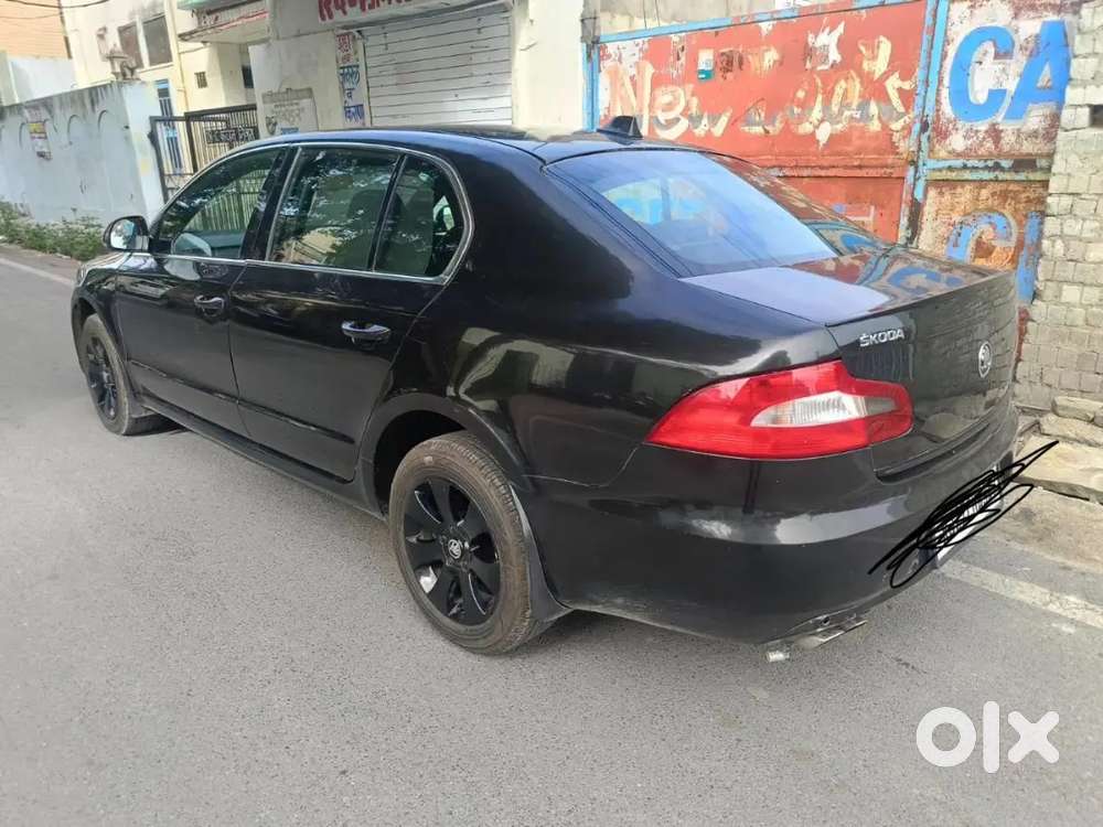 Skoda Superb Elegance 2012