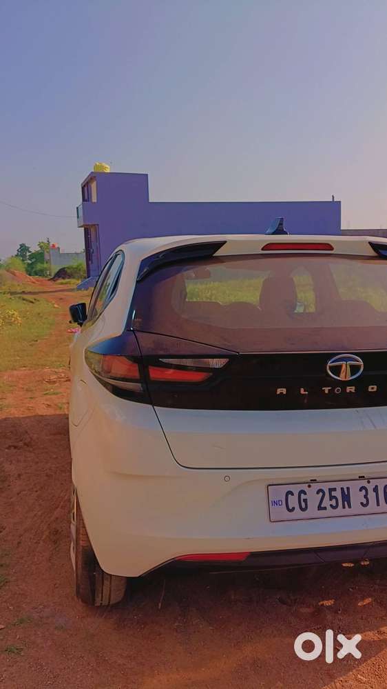 Tata Altroz Xm Plus 2024
