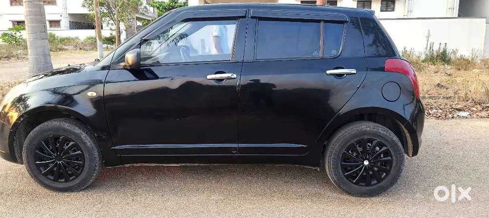 Maruti Suzuki Swift 2006 Petrol Well Maintained