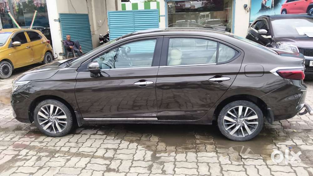 Honda City 1.5 Zx I-vtec Mt, 2022, Petrol