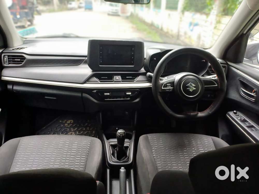 Maruti Suzuki Swift 1.3 Zxi, 2024, Petrol