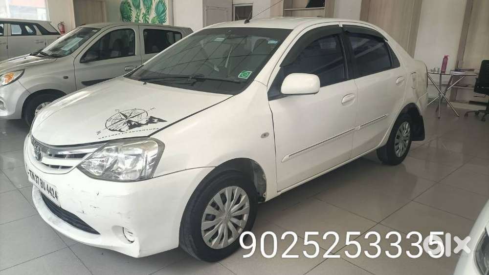 Toyota Etios 2010-2012 G, 2011
