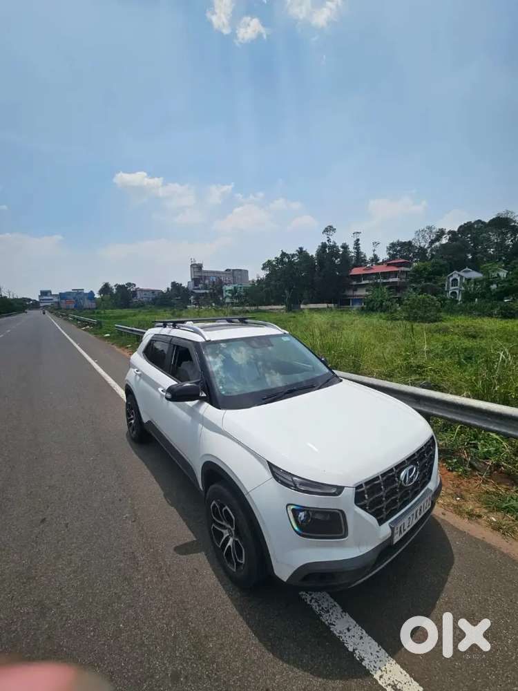 Hyundai Venue Diesel 2021