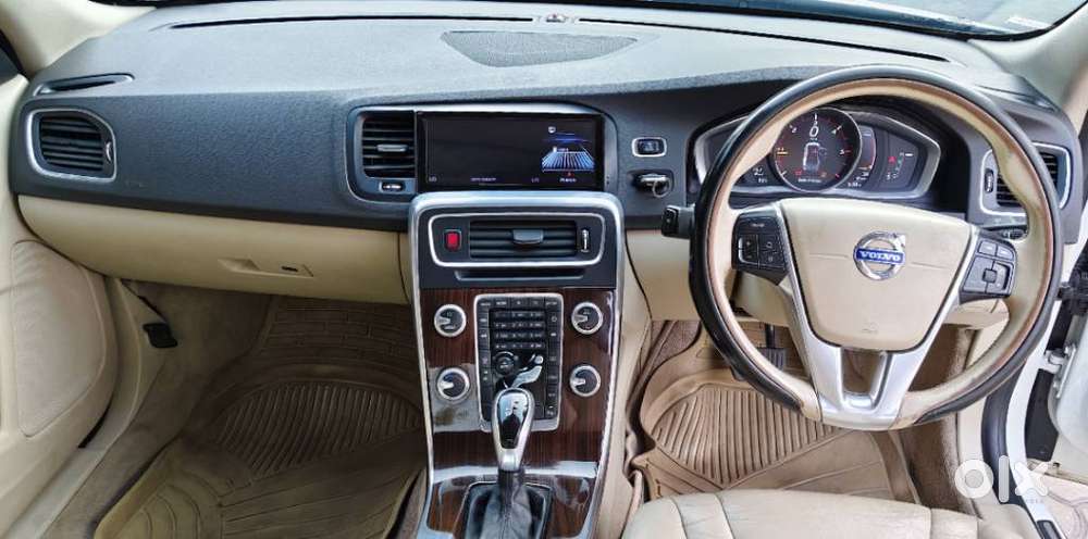 Volvo S60 D4 Momentum, 2015, Diesel