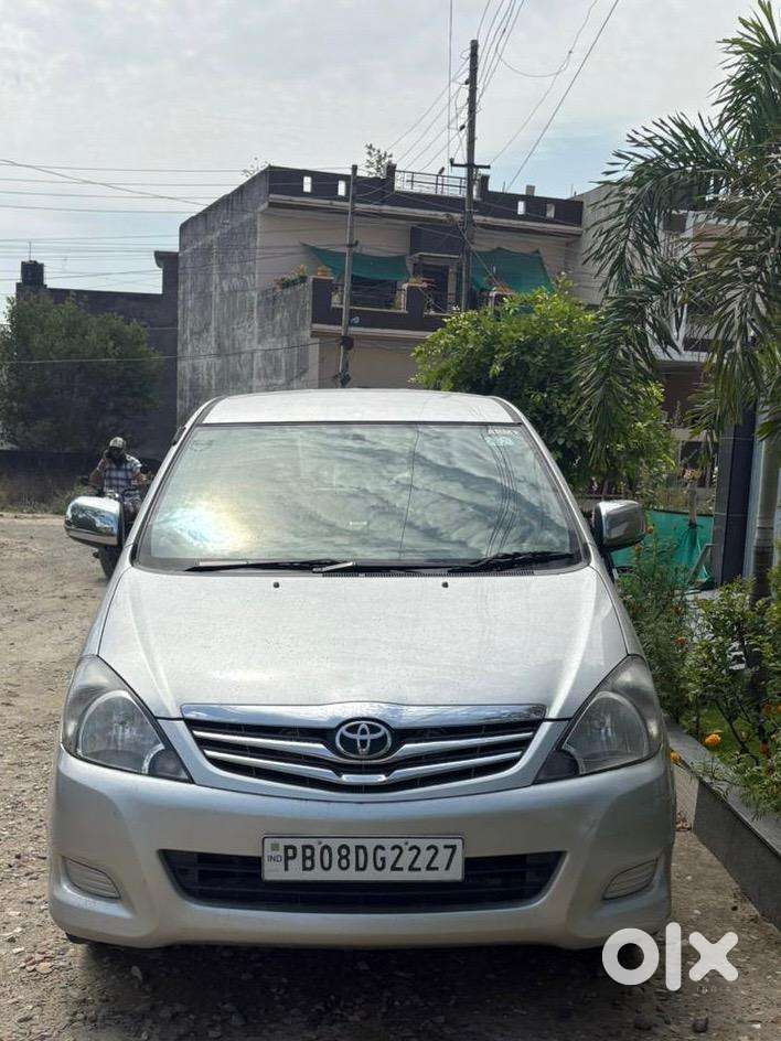 Toyota Innova 2008 Diesel Well Maintained
