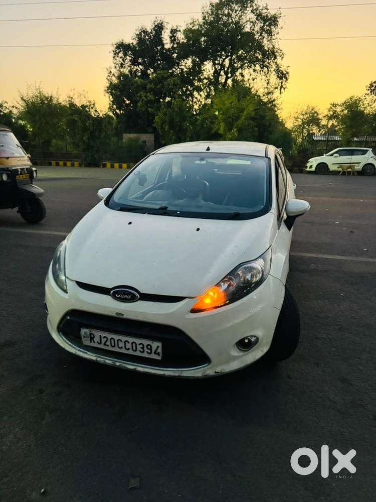 Ford Model 2012 Petrol Manual