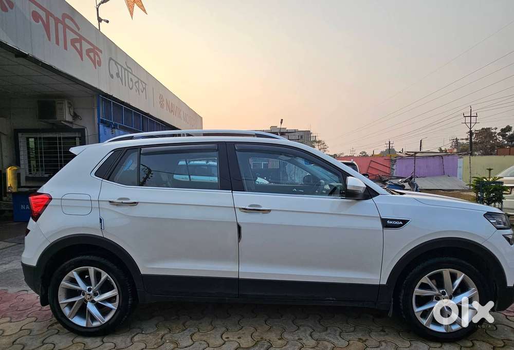 Skoda Kushaq 1.0 Tsi Style At (6 Airbags), 2024, Petrol