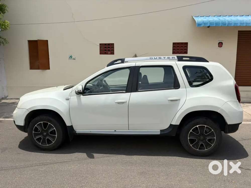 Renault Duster Diesel-automatic
2016