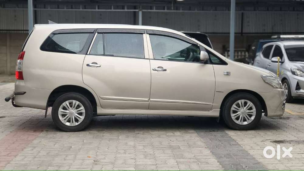 Toyota Innova 2.5 G (diesel) 7 Seater, 2013, Diesel
