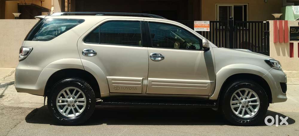 Toyota Fortuner 3.0 4x4 Manual, 2012, Diesel