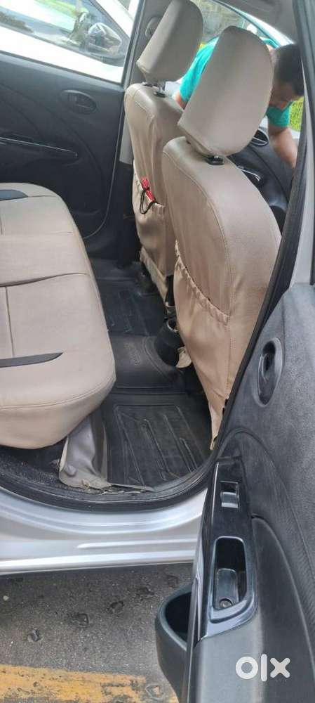 Toyota Etios Cross 1.2l G, 2018, Petrol
