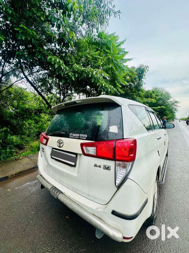Toyota Innova Crysta [2020-ongoing] 2.4 Vx 8 Str, 2018, Diesel