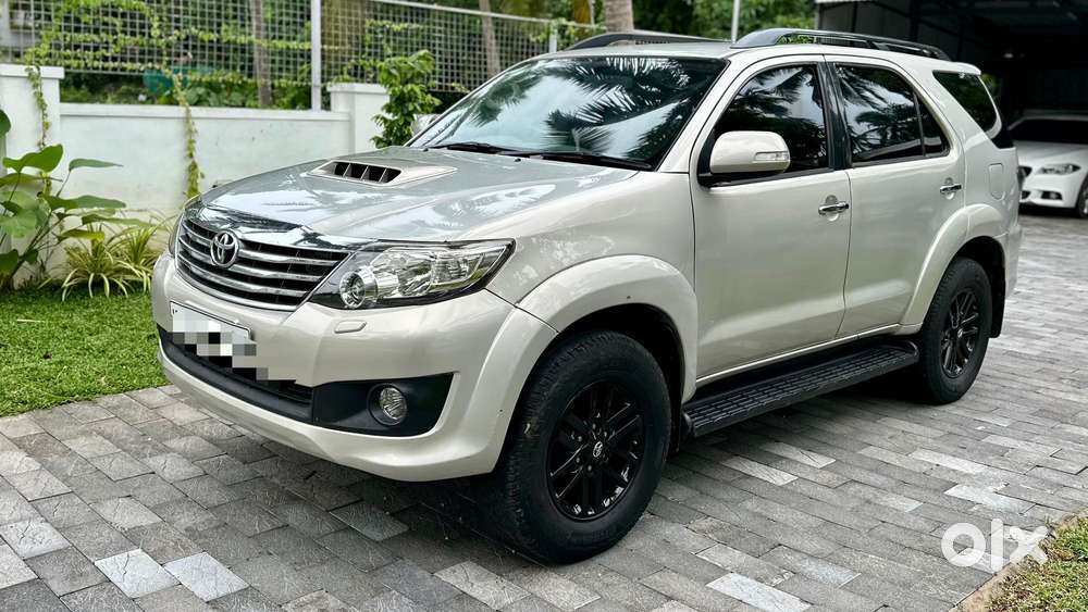 Toyota Fortuner 2011-2016 4x2 At, 2012, Diesel