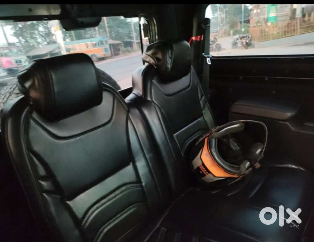 Mahindra Thar 2022 Petrol 21600 Km Driven