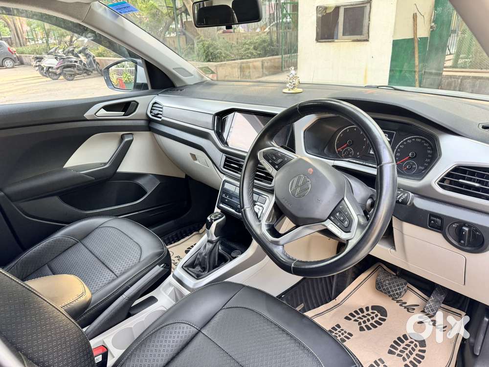 Volkswagen Taigun 1.0 Tsi Highline At, 2022, Petrol