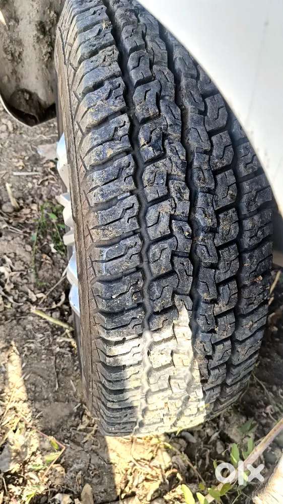 Mahindra Tuv 300 T8 2016 Diesel 124000 Km Driven