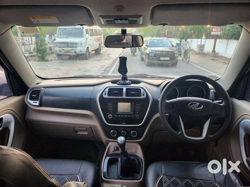 Mahindra Tuv 300 Mhawk100 T8, 2017, Diesel