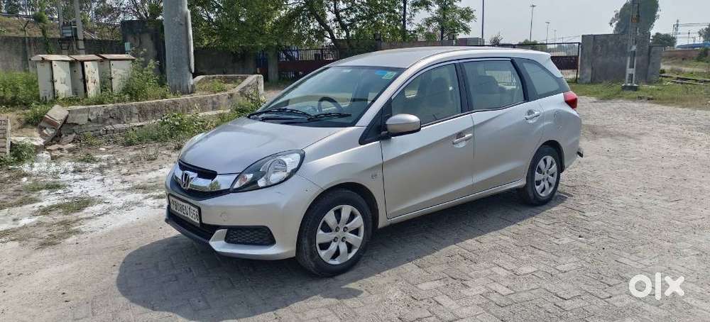 Honda Mobilio 1.5 S I-vtec Mt, 2015, Petrol
