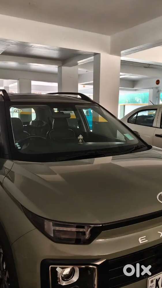 Doctor-driven 2023 Hyundai Exter Automatic  Top Variant  Ranger Khak