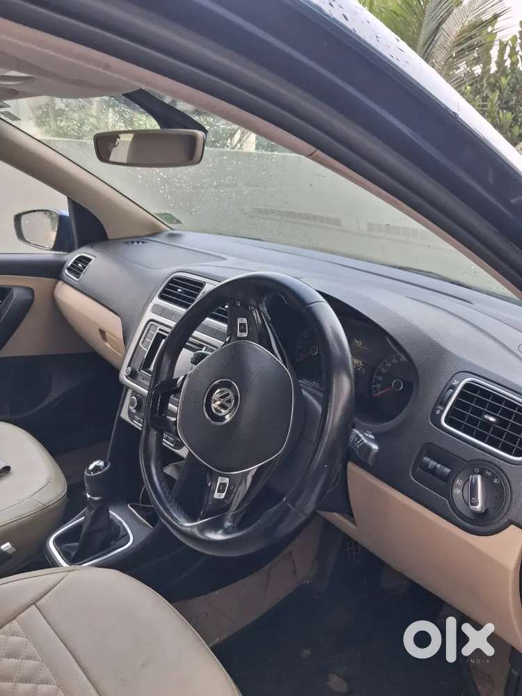 Volkswagen Polo Highline 2017 Petrol