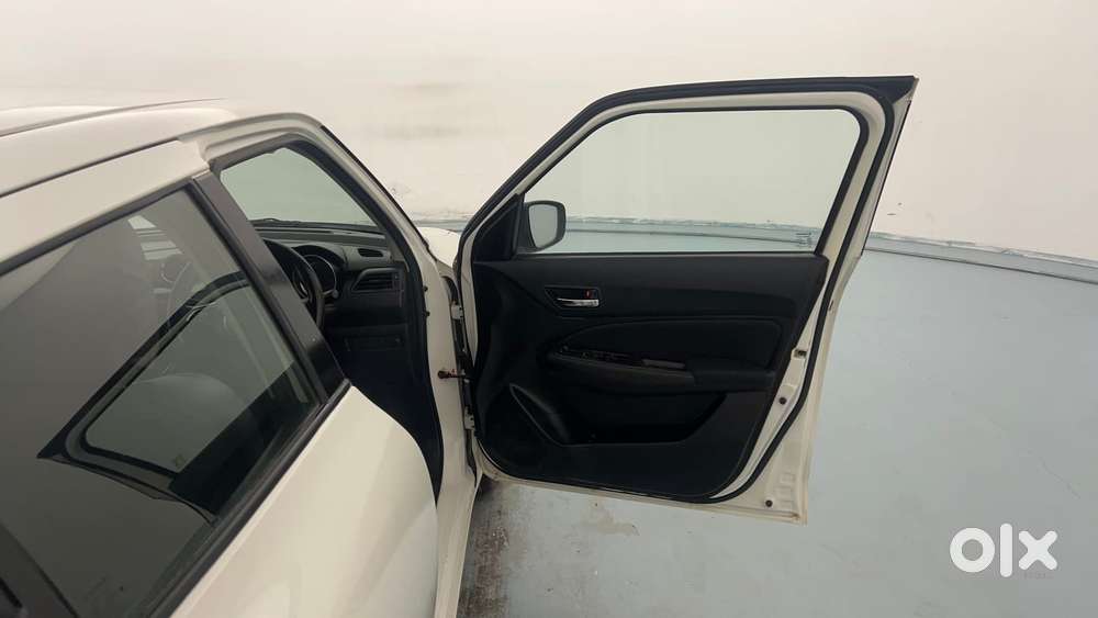 Maruti Suzuki Swift Vvt Vxi, 2021, Petrol