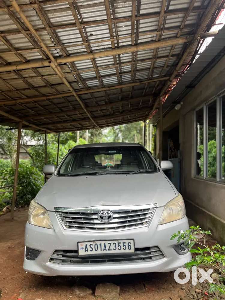 Toyota Innova Diesel 2012