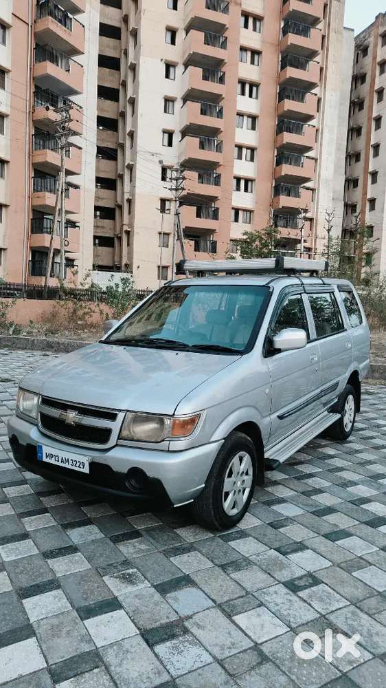 Chevrolet Tavera 2017 Bs4