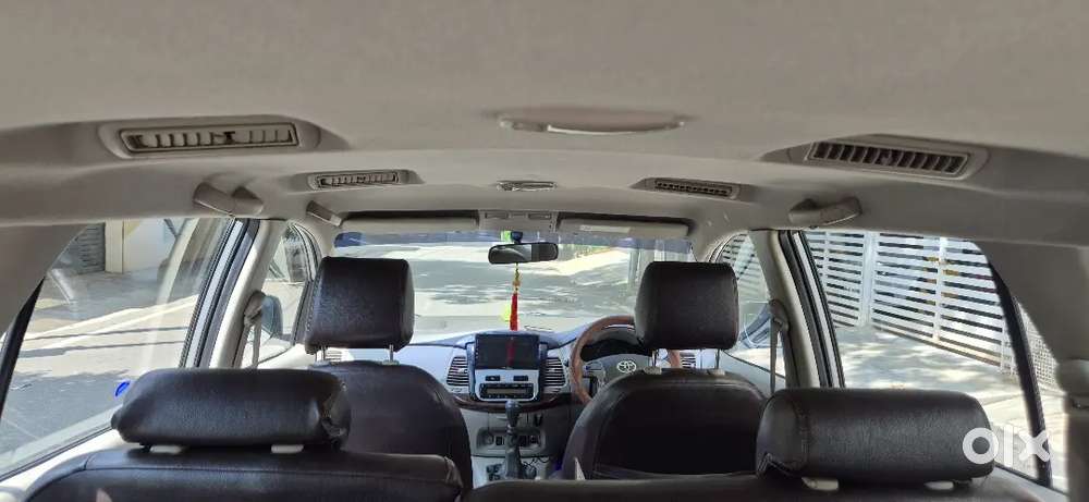 Toyota Innova 2013