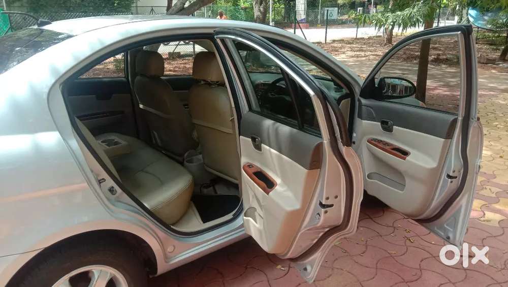 Hyundai Verna 2009 Petrol 94000 Km Driven