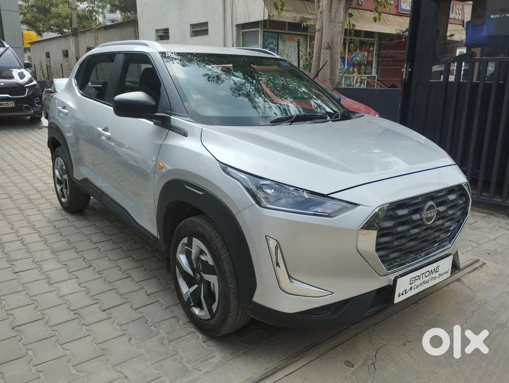 Nissan Magnite Kuro Edition Petrol Amt, 2024, Petrol
