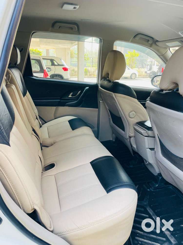 Mahindra Xuv500 W6 At, 2017, Diesel