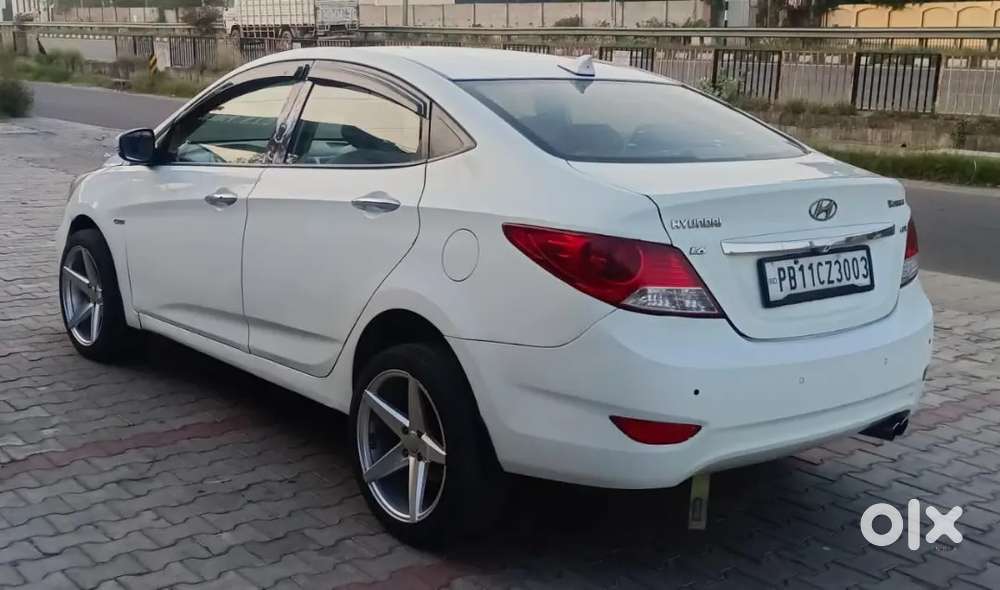 Hyundai Verna 2011 Fluidic Diesel Automatic