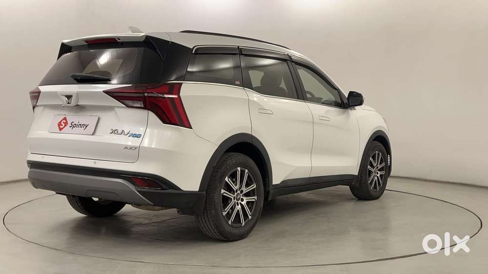 Mahindra Xuv700 2.0 Ax 7 Petrol At Str, 2022, Petrol