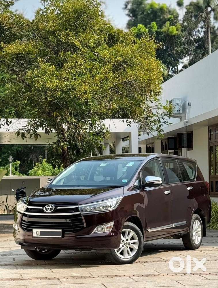 Toyota Innova Crysta 2017