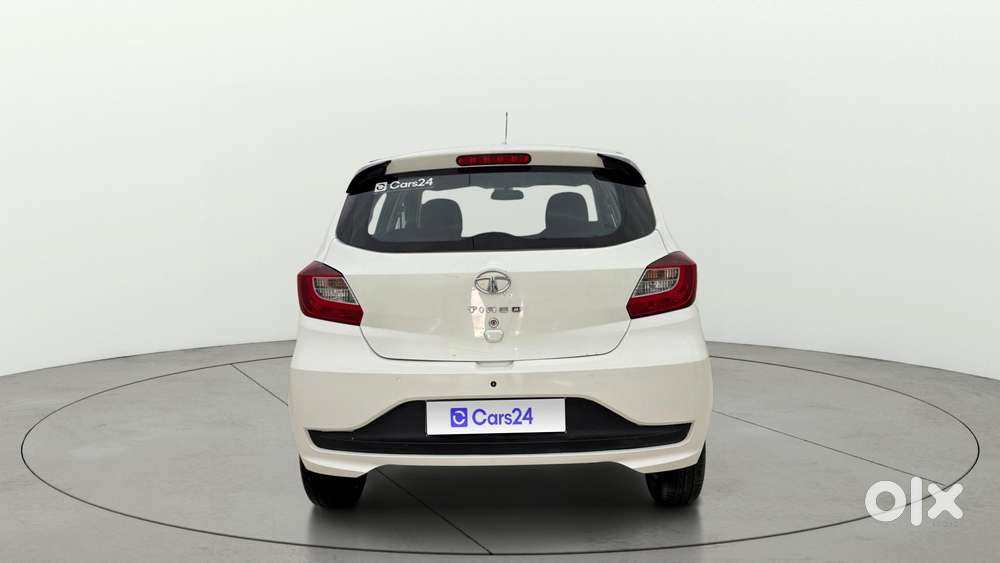 Tata Tiago 1.2 Revotron Xt Option, 2023, Petrol