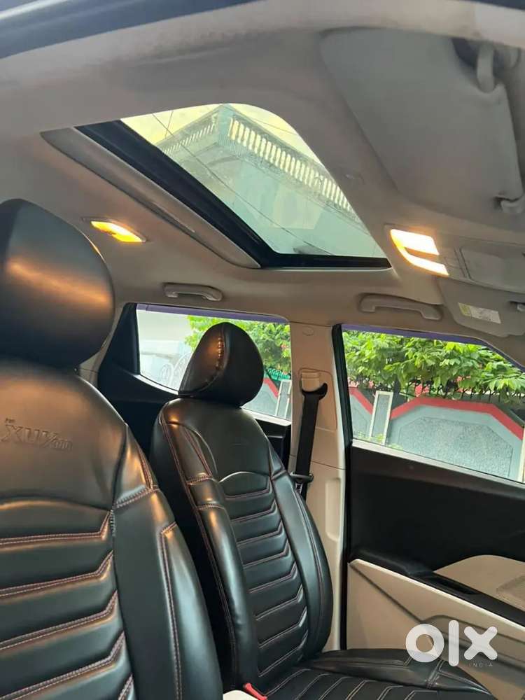 Mahindra Xuv300 (o) Sunroof Diesel 2022
