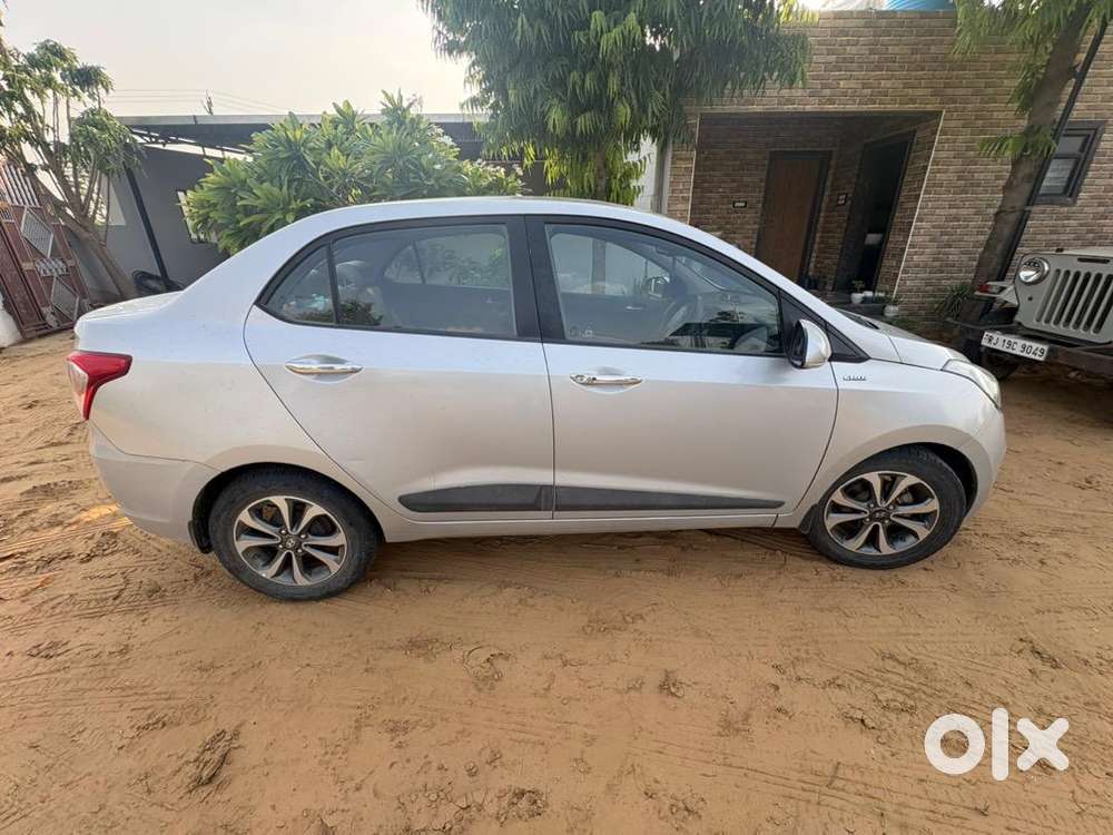 Hyundai Xcent Diesel 2014 Top Model