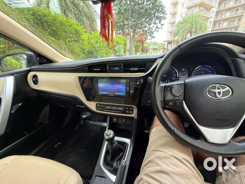 Toyota Corolla Altis 2017