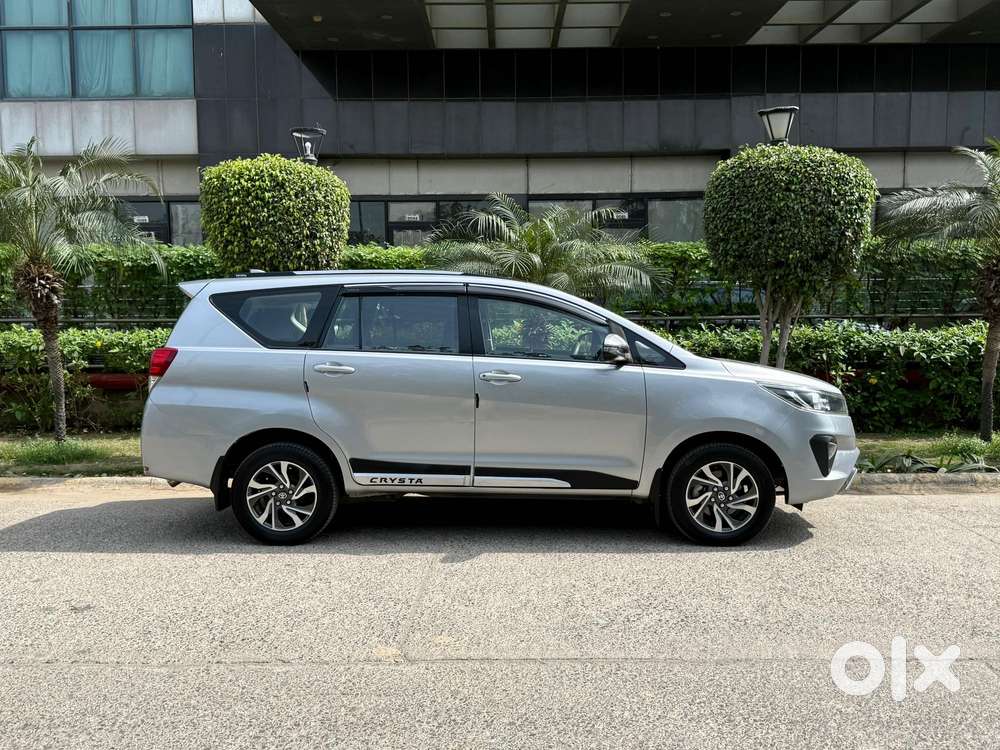 Toyota Innova Crysta [2020-ongoing] 2.4 Gx At 7 Str, 2022, Diesel
