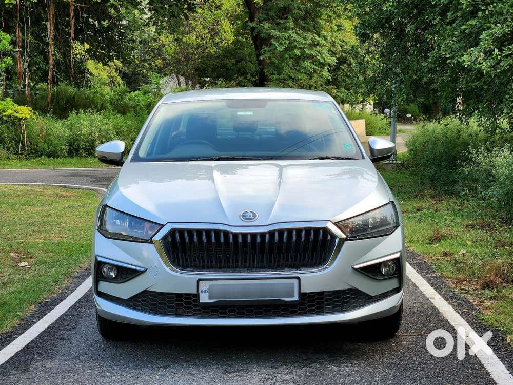 Skoda Slavia Ambition 1.0l Tsi Mt, 2023, Petrol