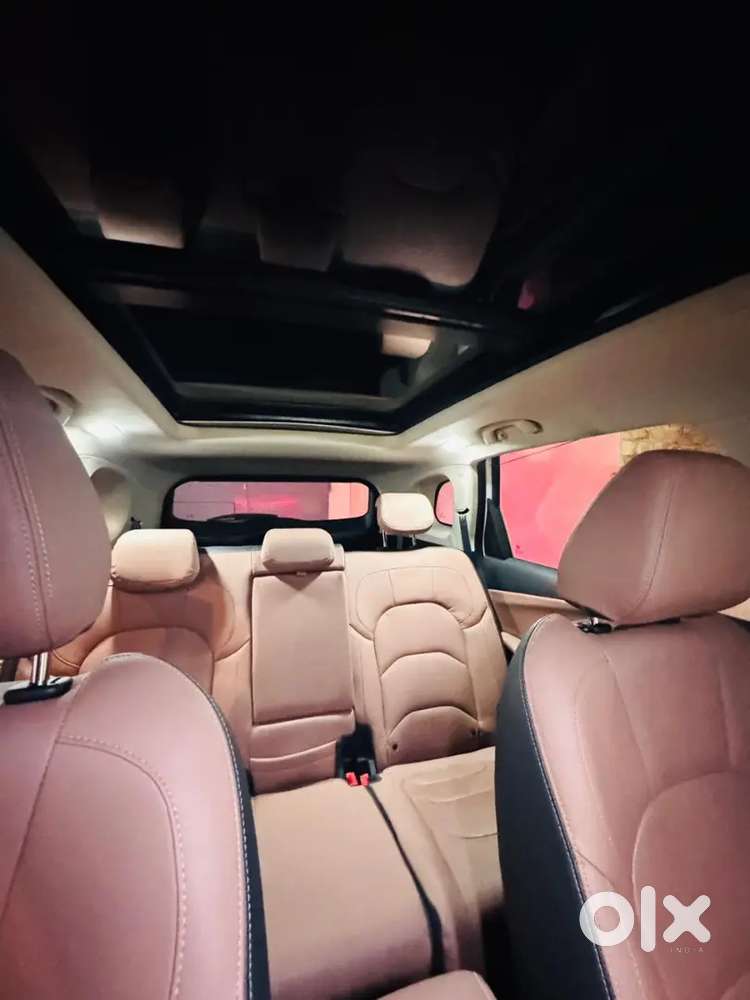 Mg Hector Plus 2025 Model With Low Km Driven